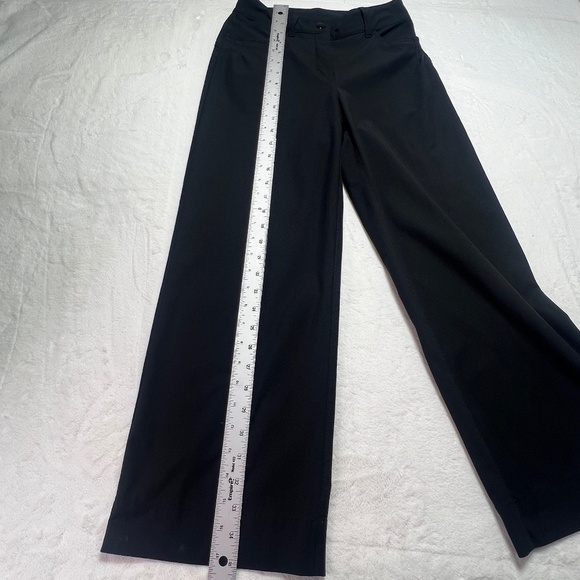 Lululemon wide-leg women's pants - Picture 7 of 9